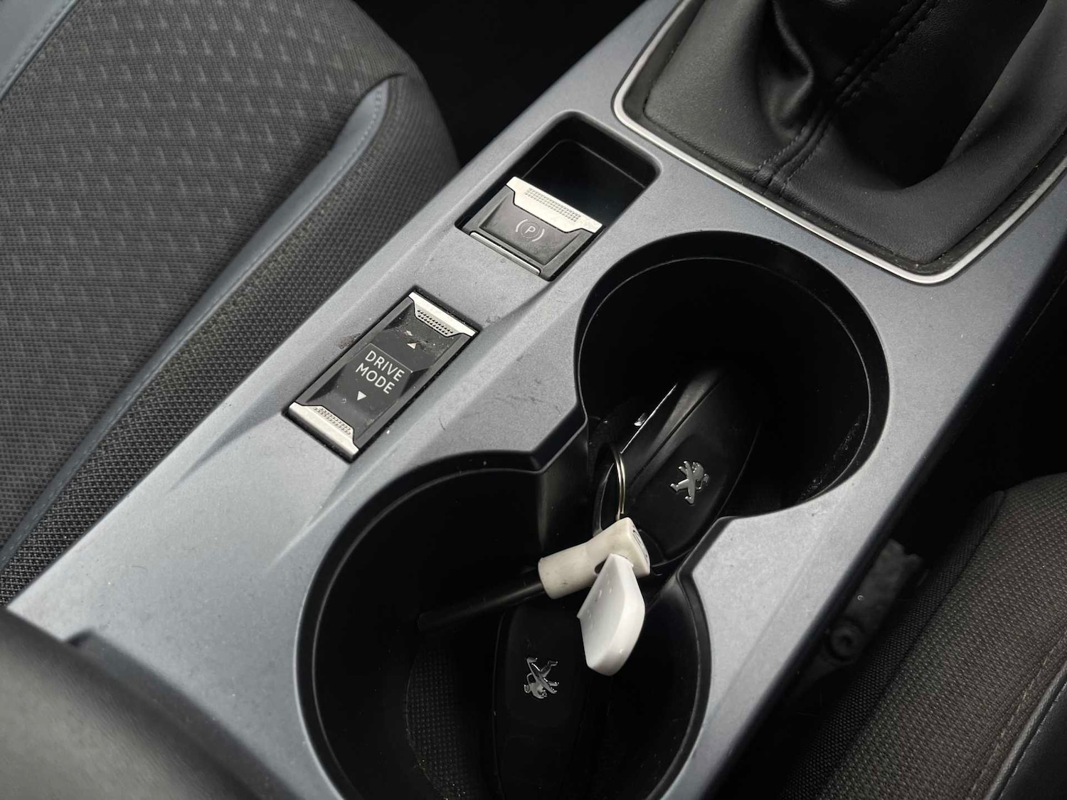 Used Peugeot 2008 2020 for sale - 76986957: Photo 39