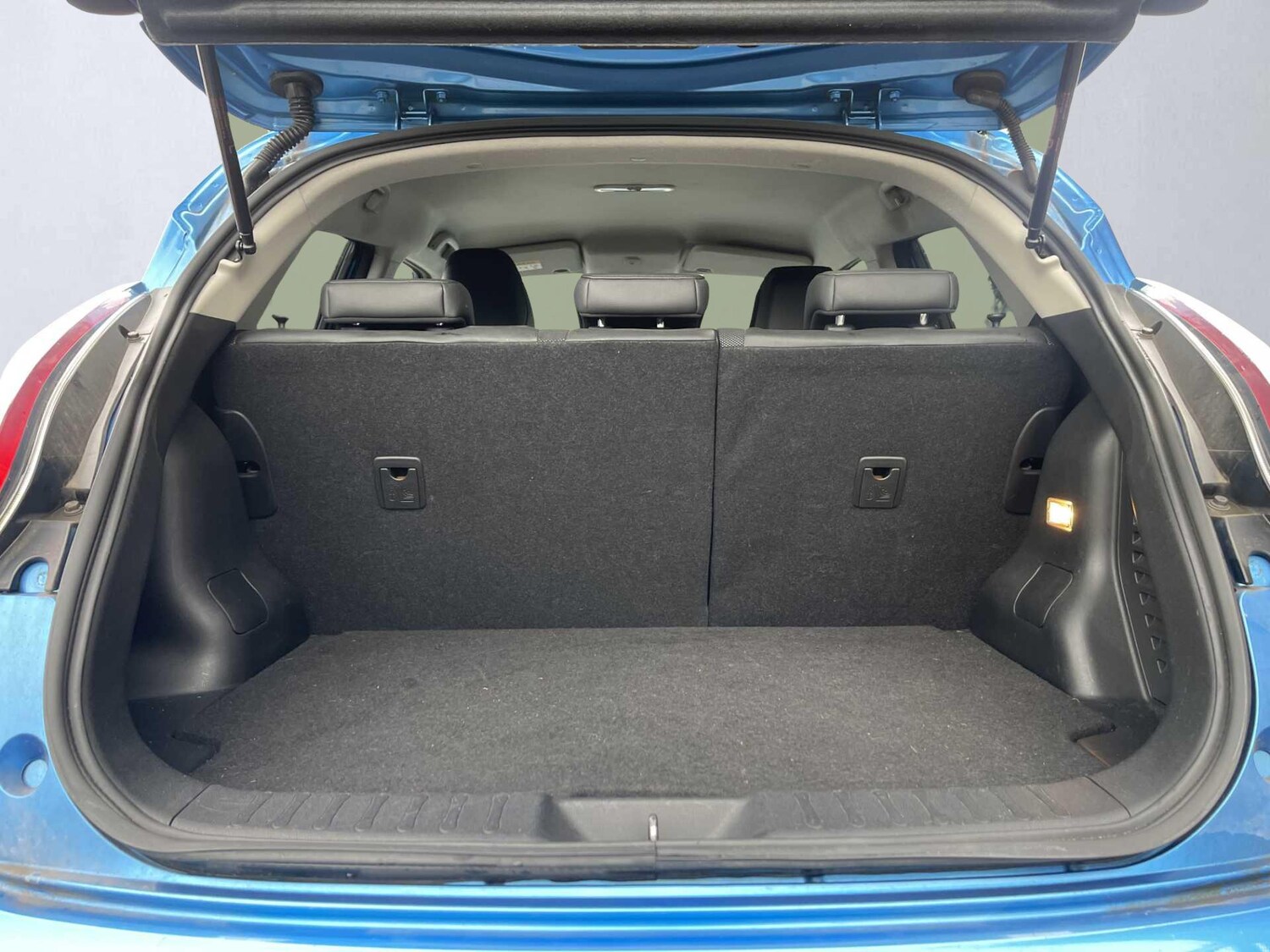 Used Nissan Juke 2018 for sale - 76170750: Photo 19