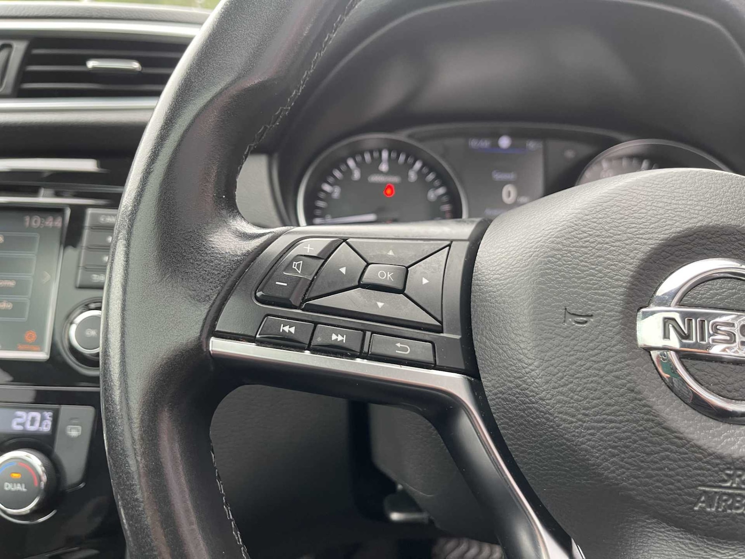 Used Nissan Qashqai 2020 for sale - 76170752: Photo 25
