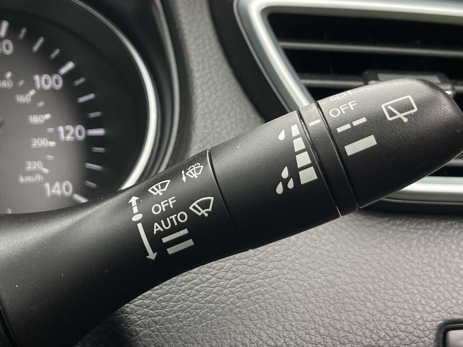 Used Nissan Qashqai 2020 for sale - 76170752: Photo 28