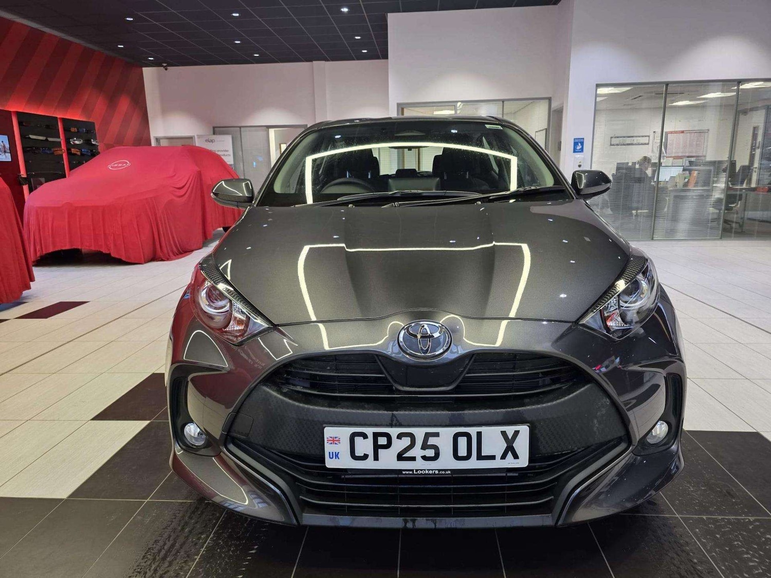 Used Toyota Yaris 2025 for sale - 77759367: Photo 2