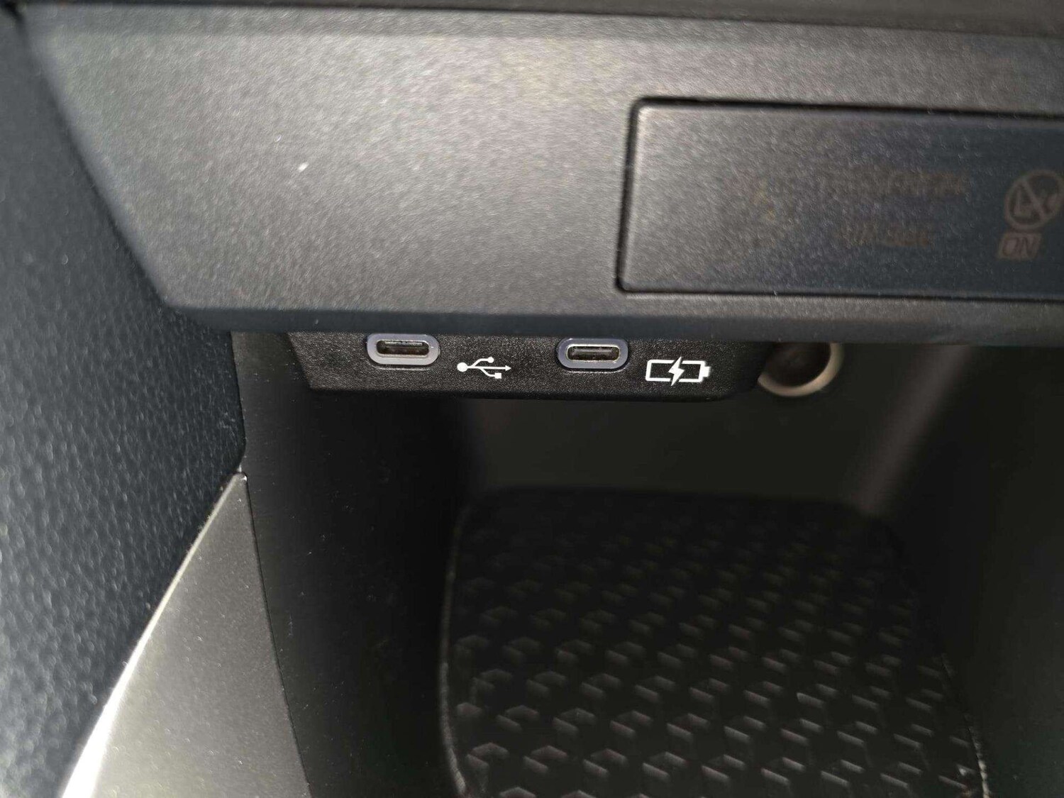 Used Toyota Yaris 2025 for sale - 77759367: Photo 32