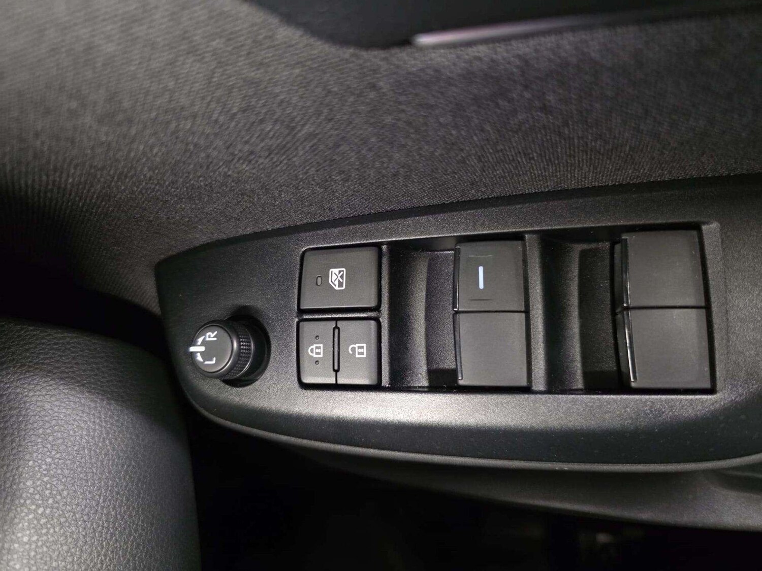 Used Toyota Yaris 2025 for sale - 77759367: Photo 37