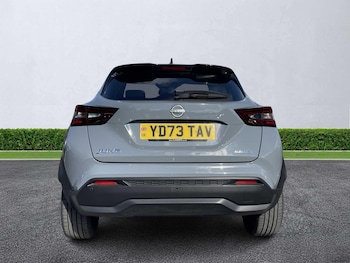 Used Nissan Juke 2023 for sale - 76170757: Photo 2