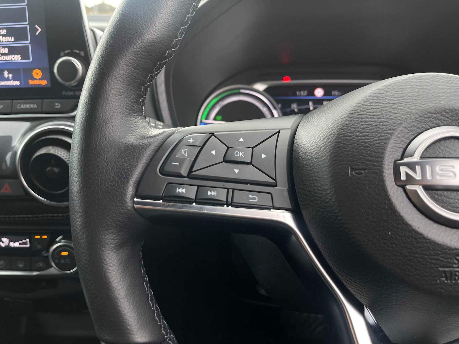 Used Nissan Juke 2023 for sale - 76478165: Photo 25