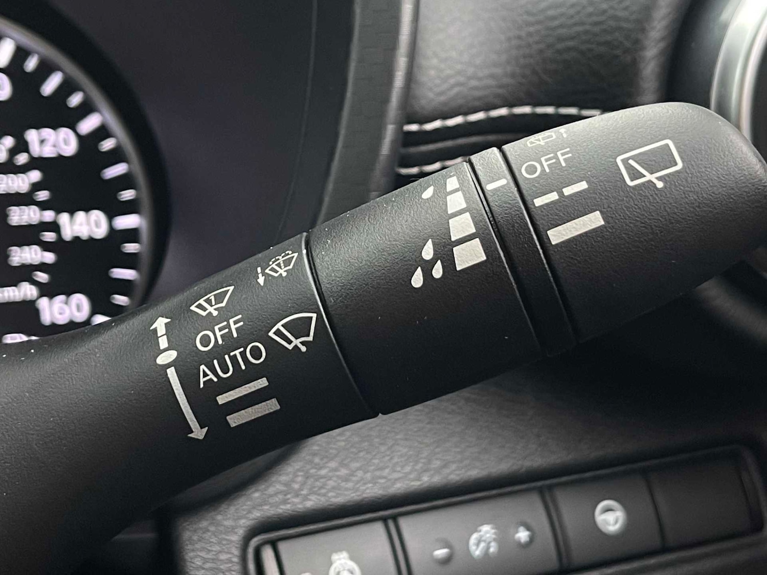 Used Nissan Juke 2023 for sale - 76478165: Photo 28