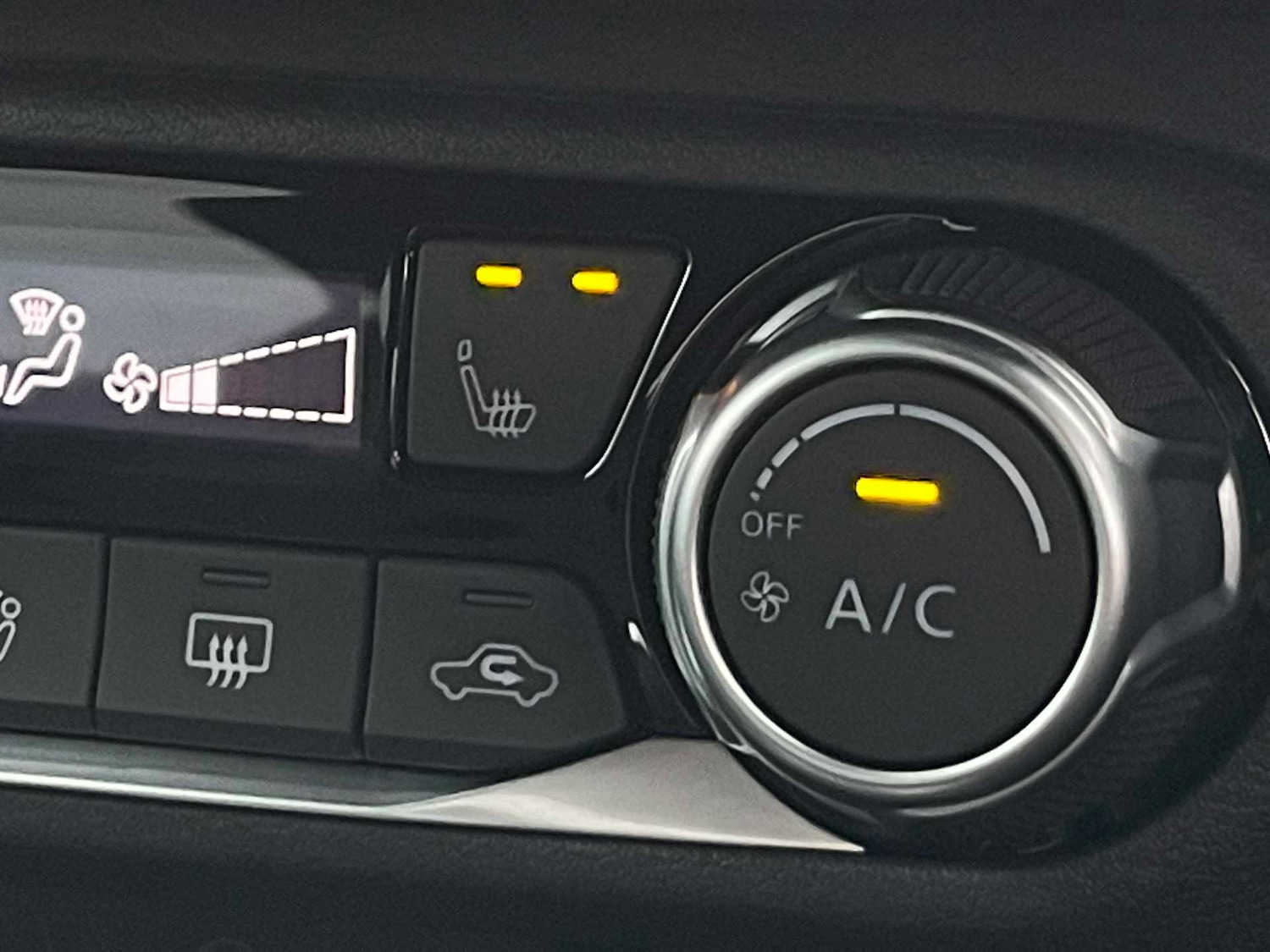 Used Nissan Juke 2023 for sale - 76478165: Photo 40