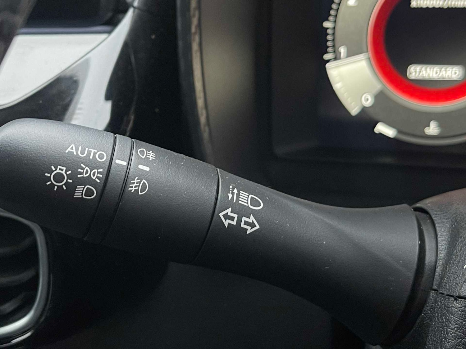 Used Nissan Juke 2024 for sale - 77056825: Photo 27