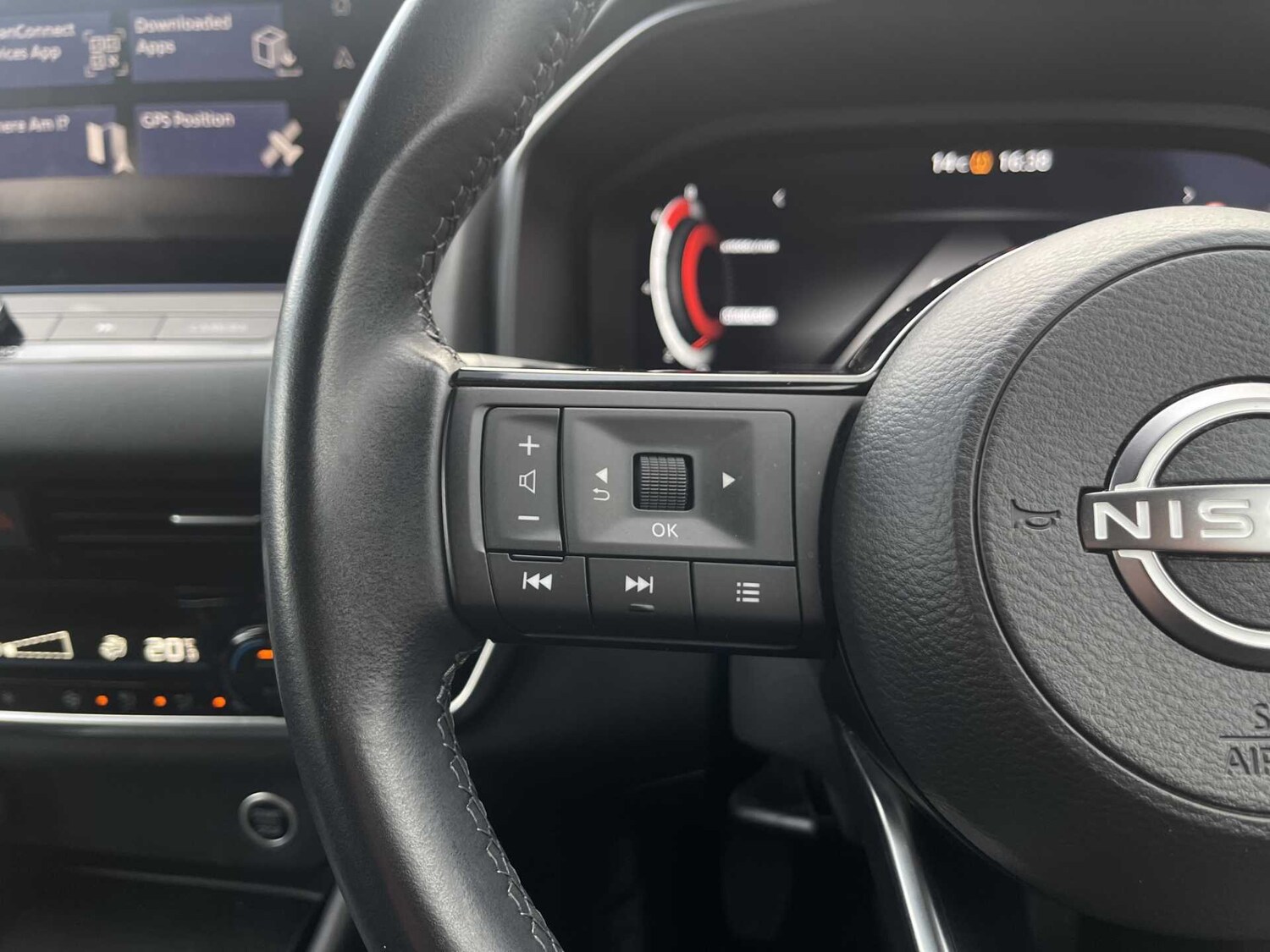 Used Nissan Qashqai 2022 for sale - 76232761: Photo 25