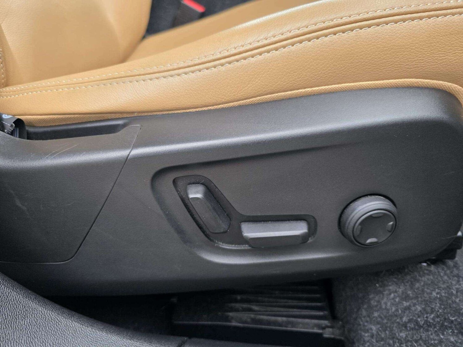 Used Volvo XC40 2020 for sale - 78191877: Photo 26