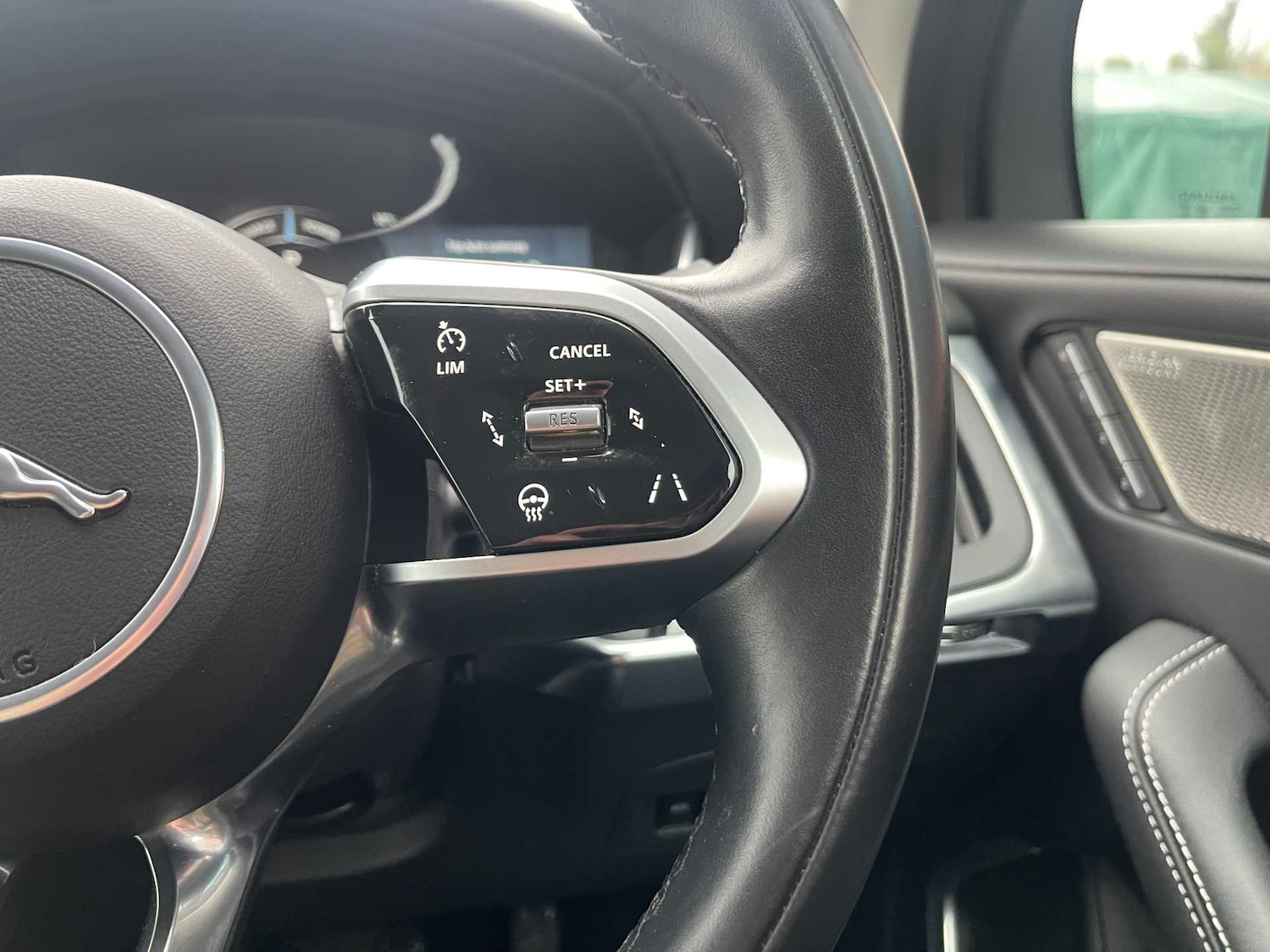 Used Jaguar I-Pace 2021 for sale - 76986930: Photo 27