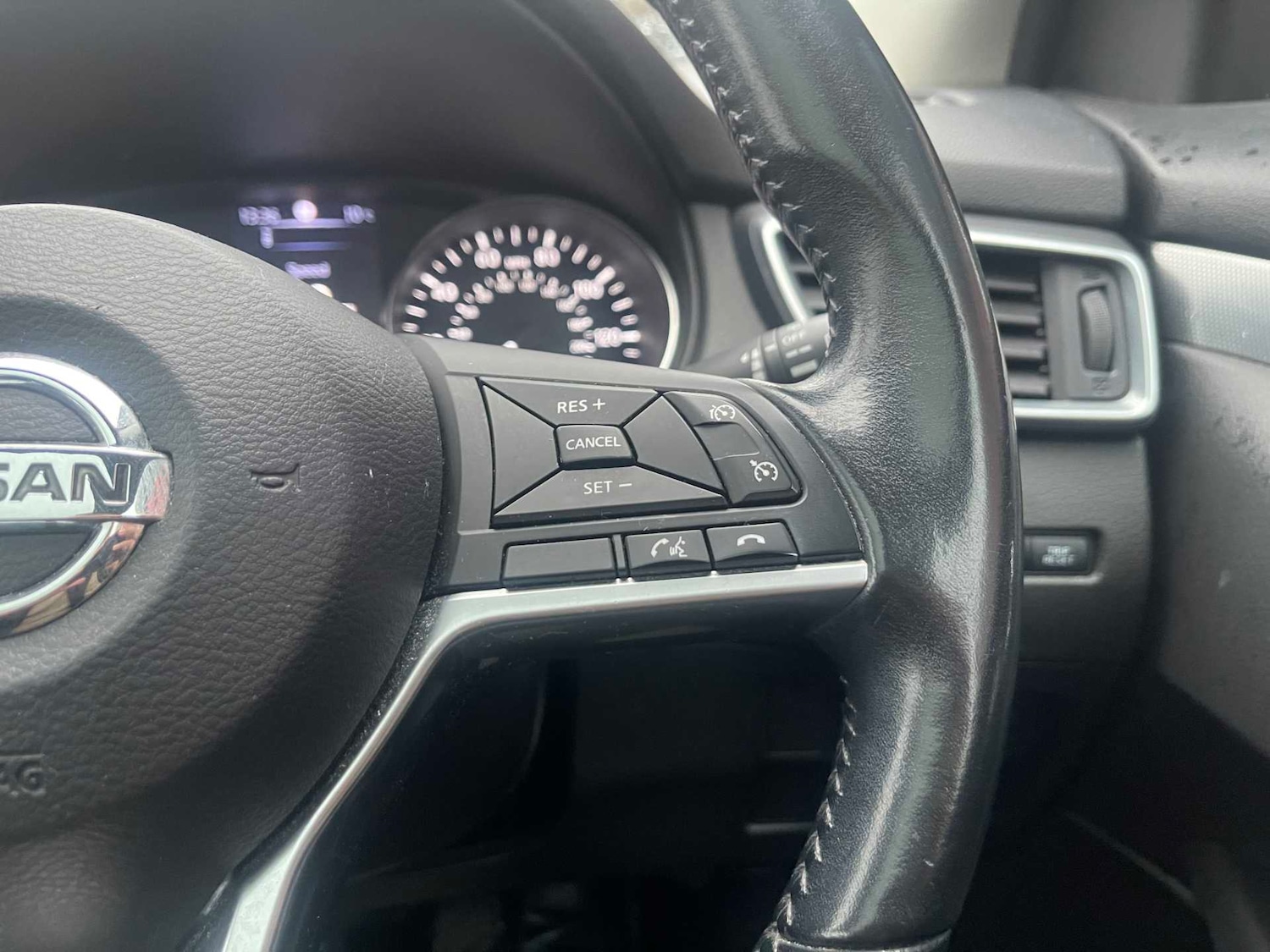 Used Nissan Qashqai 2018 for sale - 76986949: Photo 26