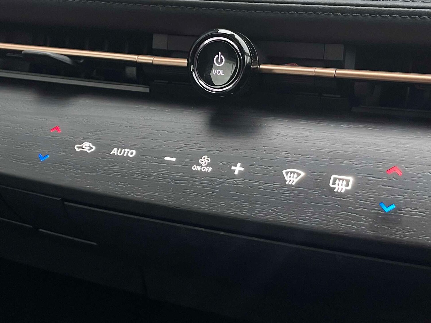 Used Nissan ARIYA 2024 for sale - 76837154: Photo 24