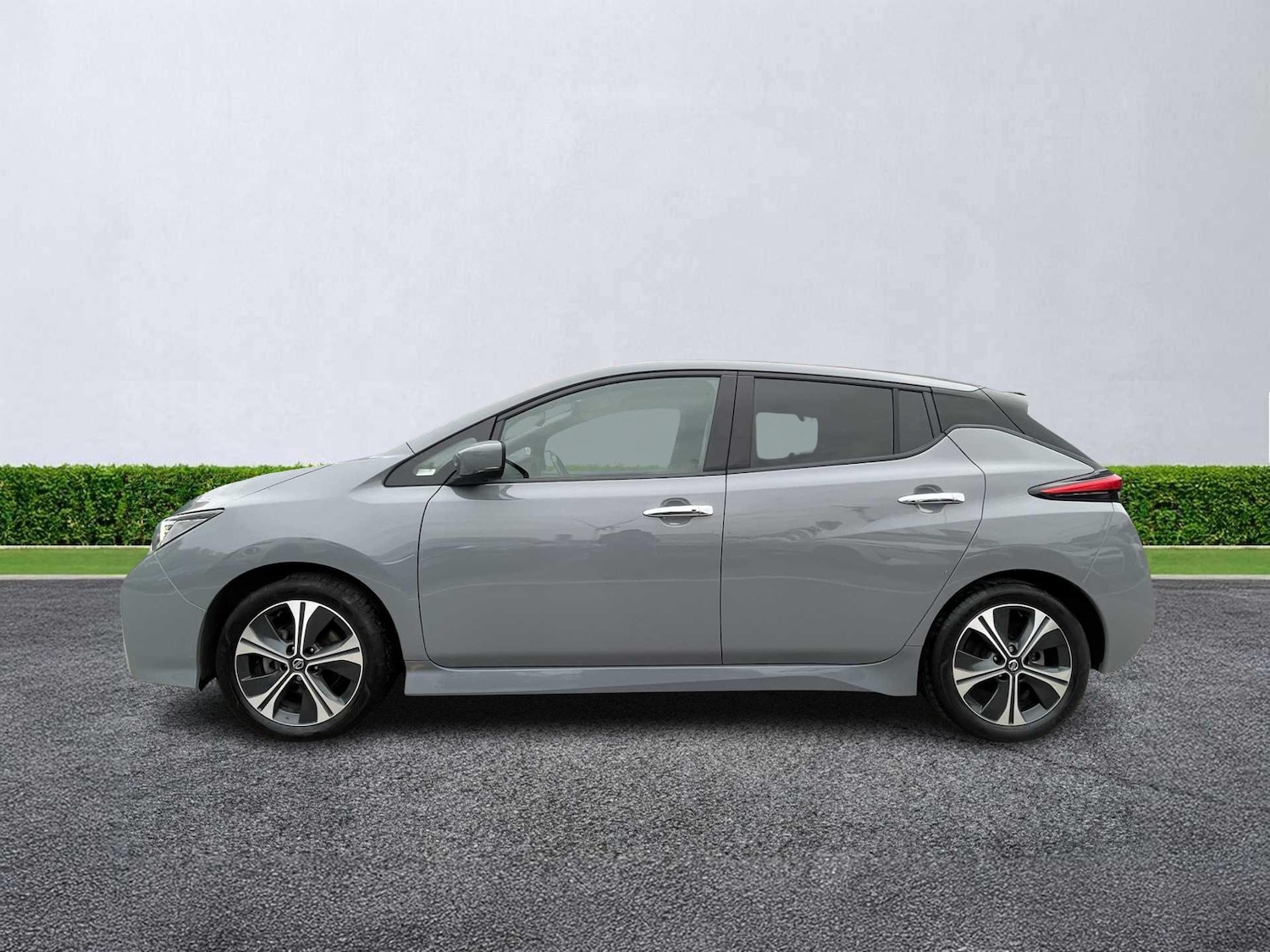 Used Nissan Leaf 2021 for sale - 76403461: Photo 4