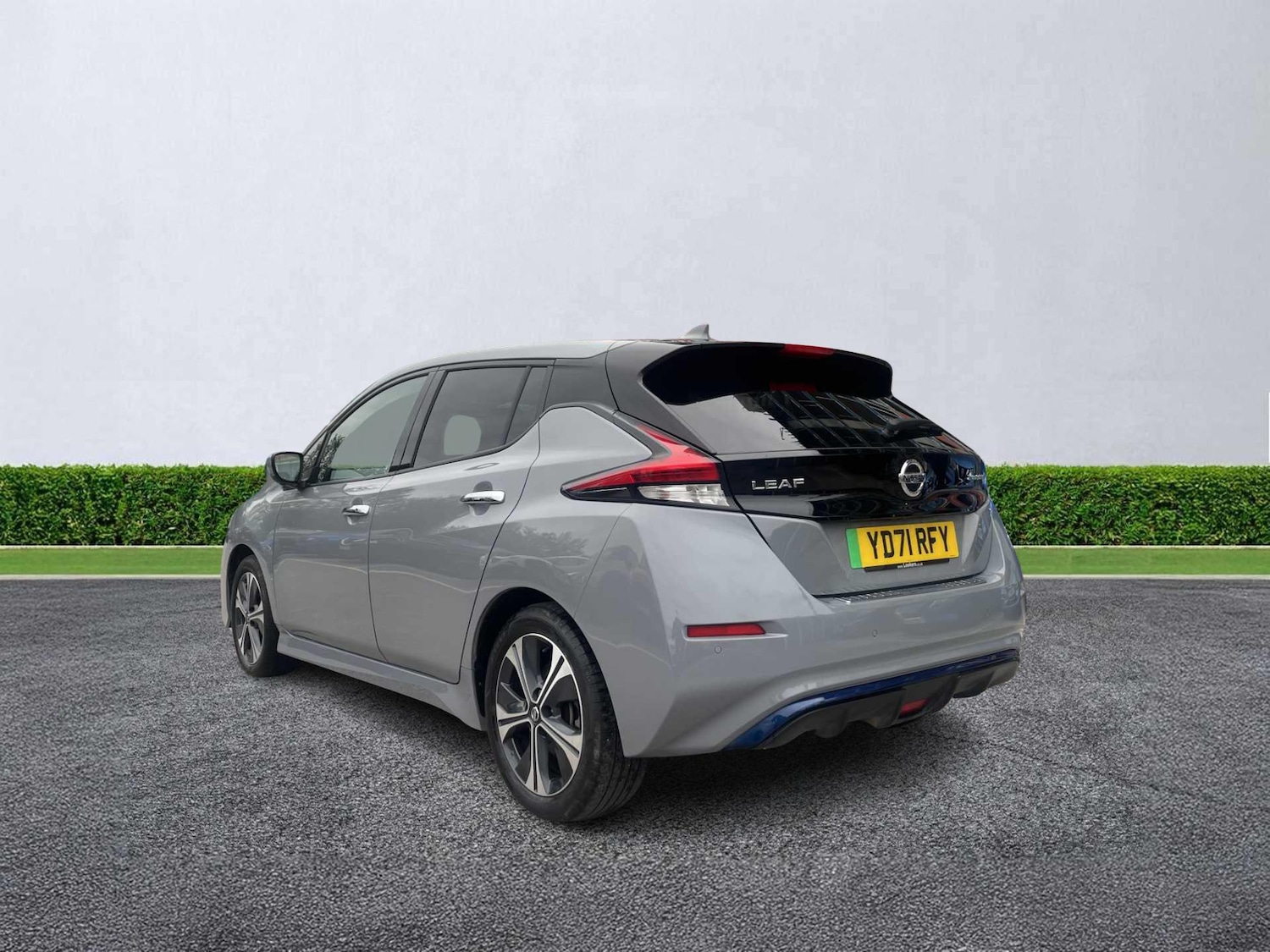 Used Nissan Leaf 2021 for sale - 76403461: Photo 5