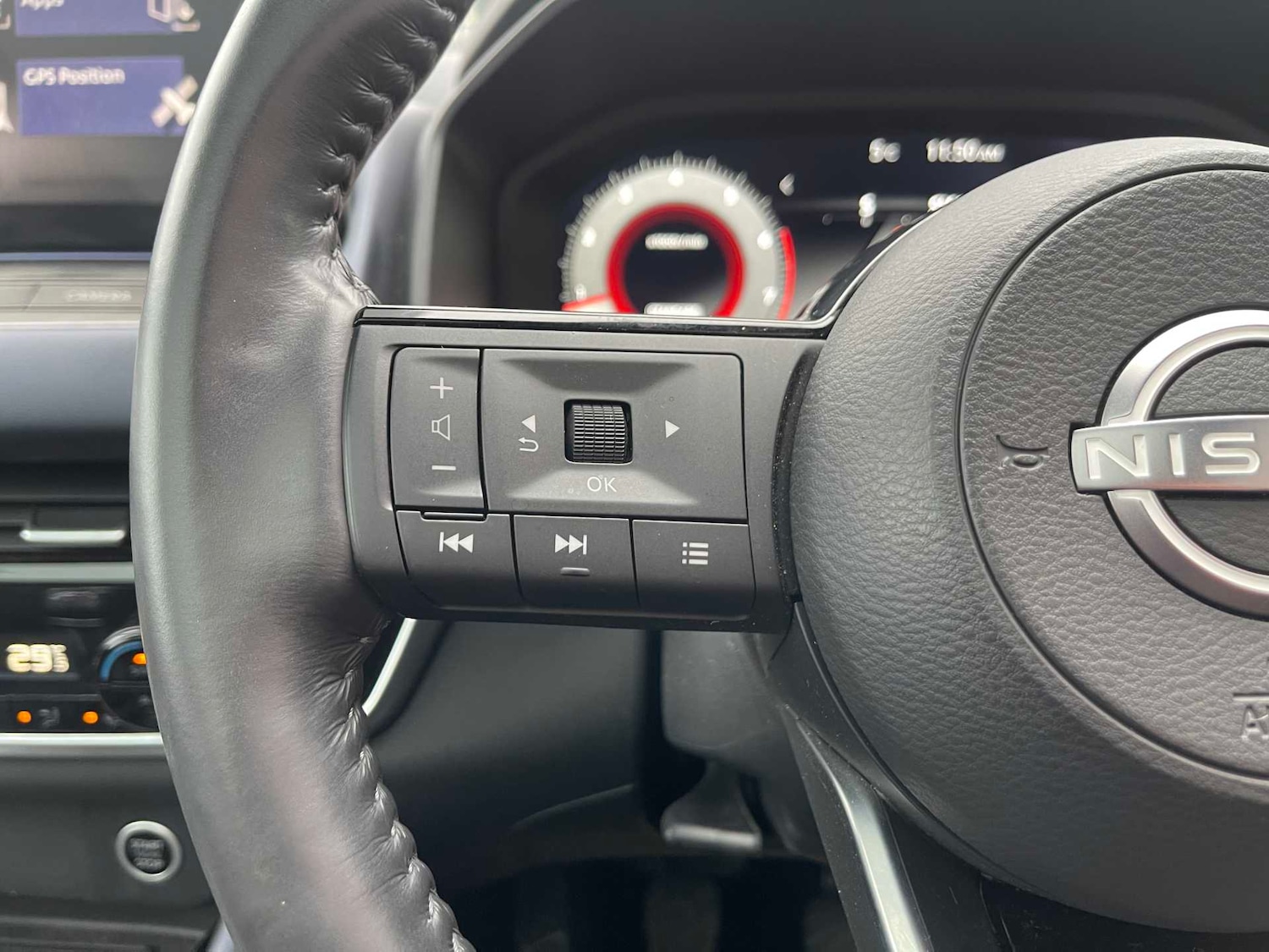 Used Nissan Qashqai 2022 for sale - 77069339: Photo 25