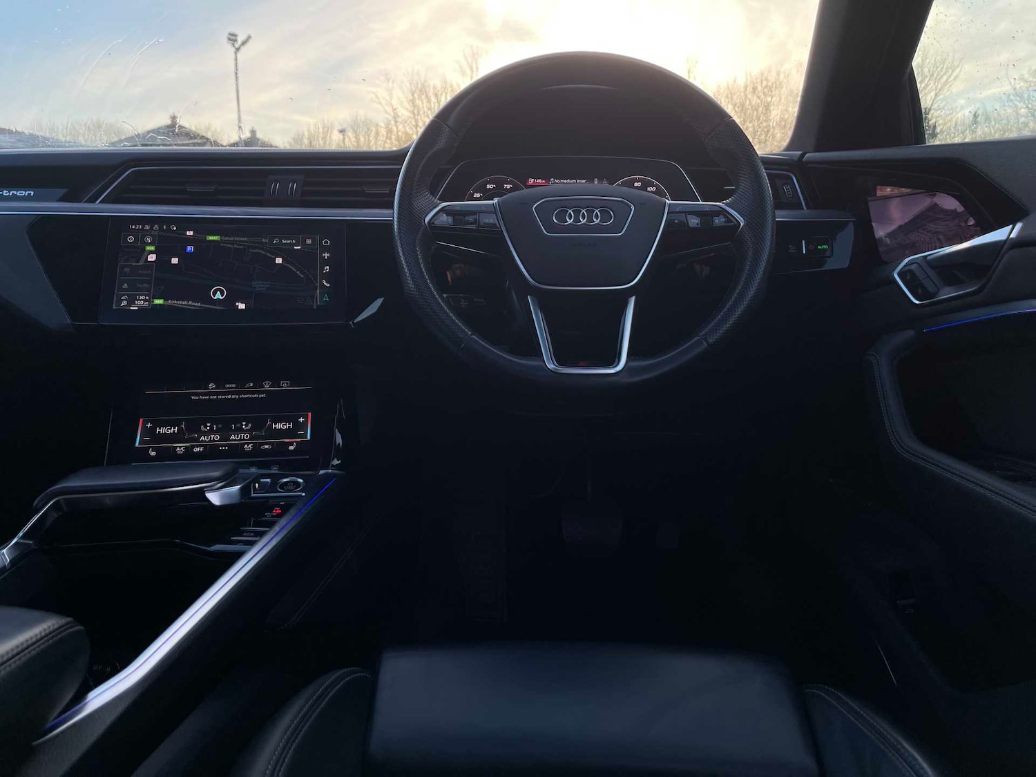 Used Audi e-tron 2022 for sale - 76963502: Photo 16