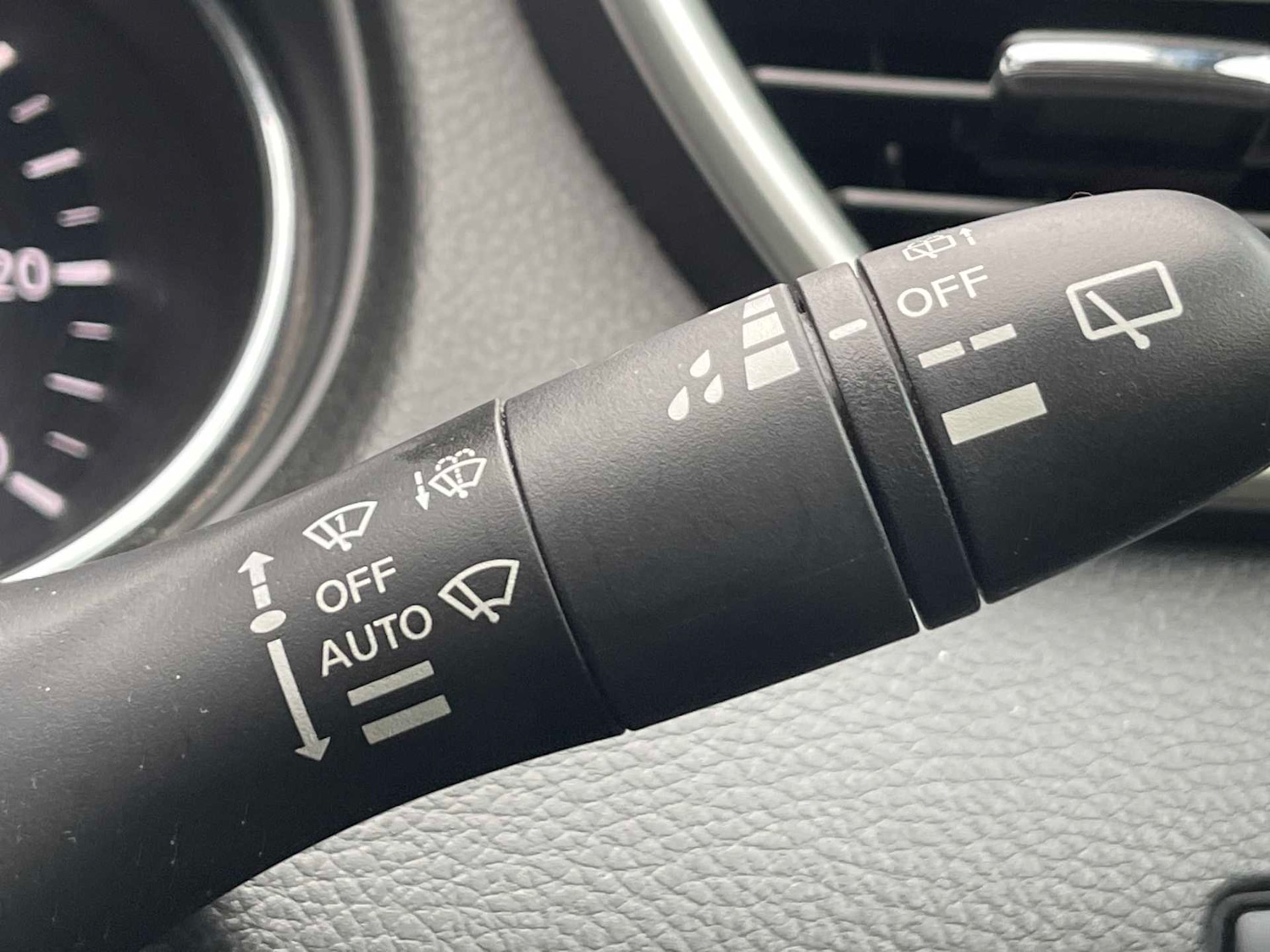 Used Nissan Qashqai 2017 for sale - 76651281: Photo 28