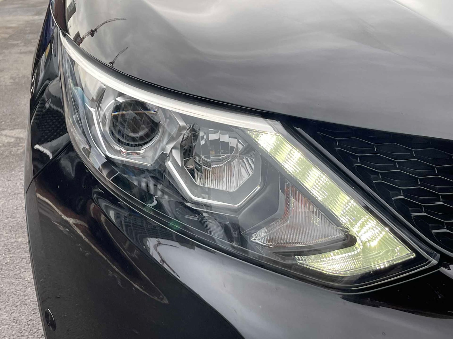 Used Nissan Qashqai 2017 for sale - 76651281: Photo 30