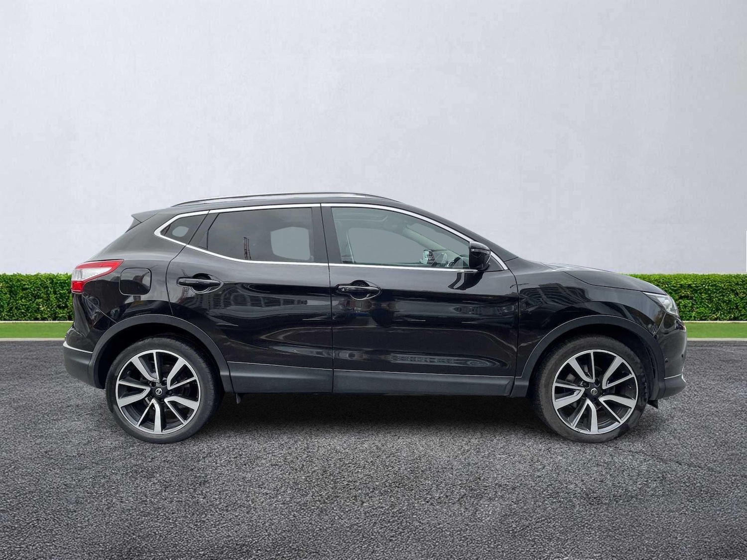 Used Nissan Qashqai 2017 for sale - 76651281: Photo 5