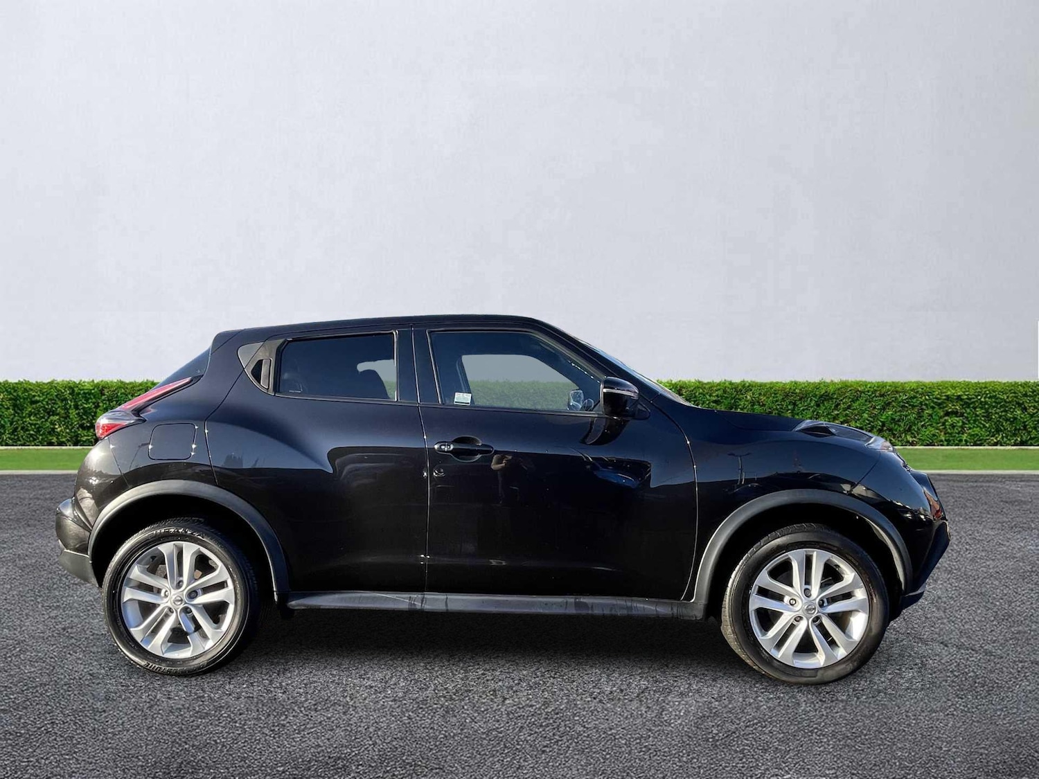 Used Nissan Juke 2017 for sale - 76799430: Photo 5