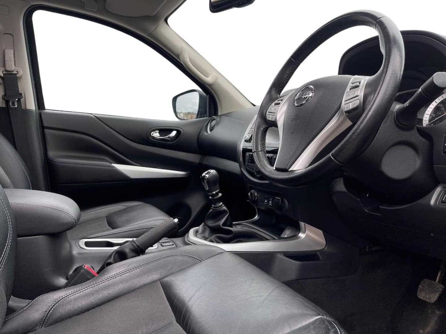 Used Nissan Navara 2021 for sale - 76791926: Photo 15