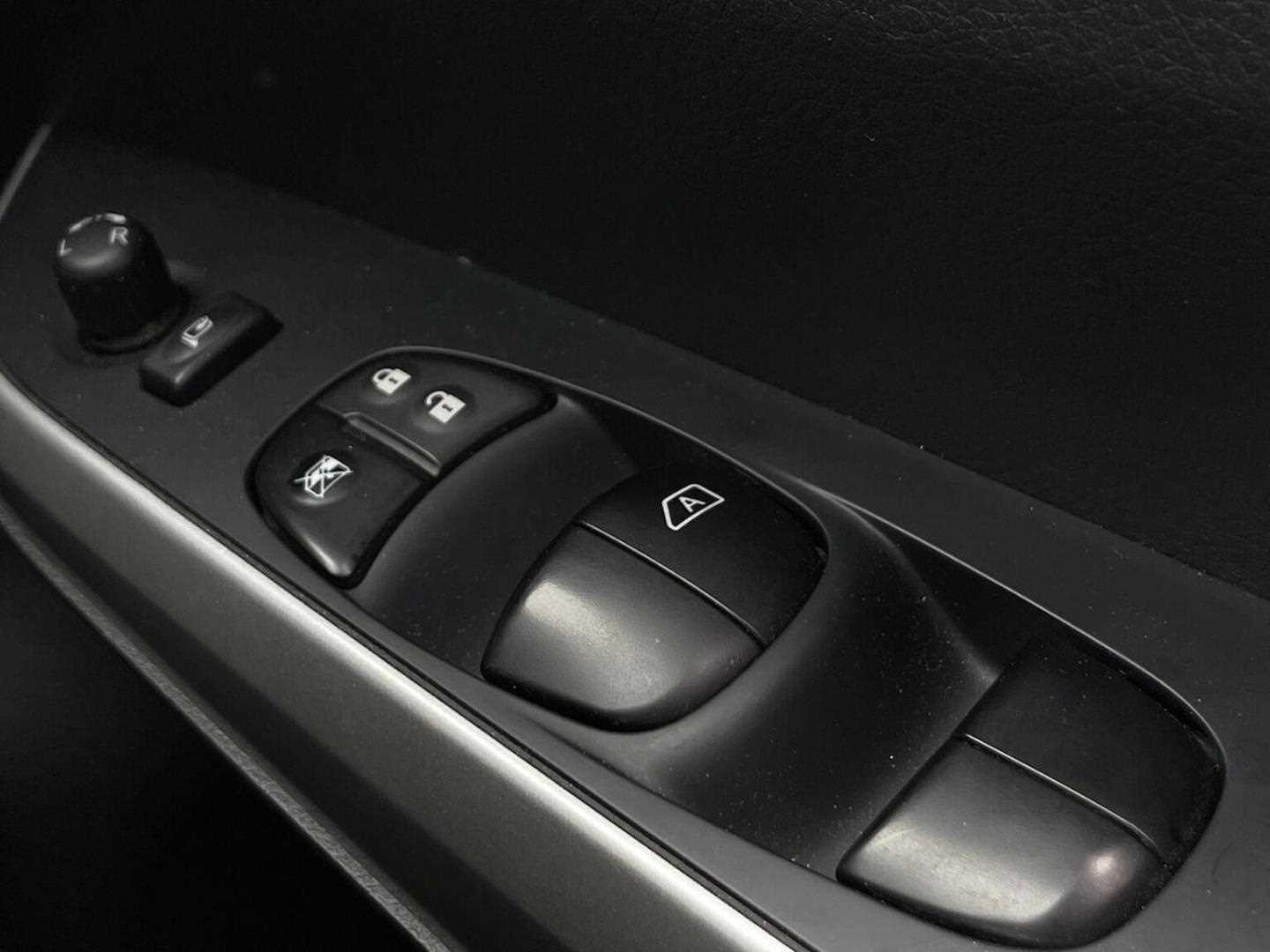 Used Nissan Navara 2021 for sale - 76791926: Photo 21