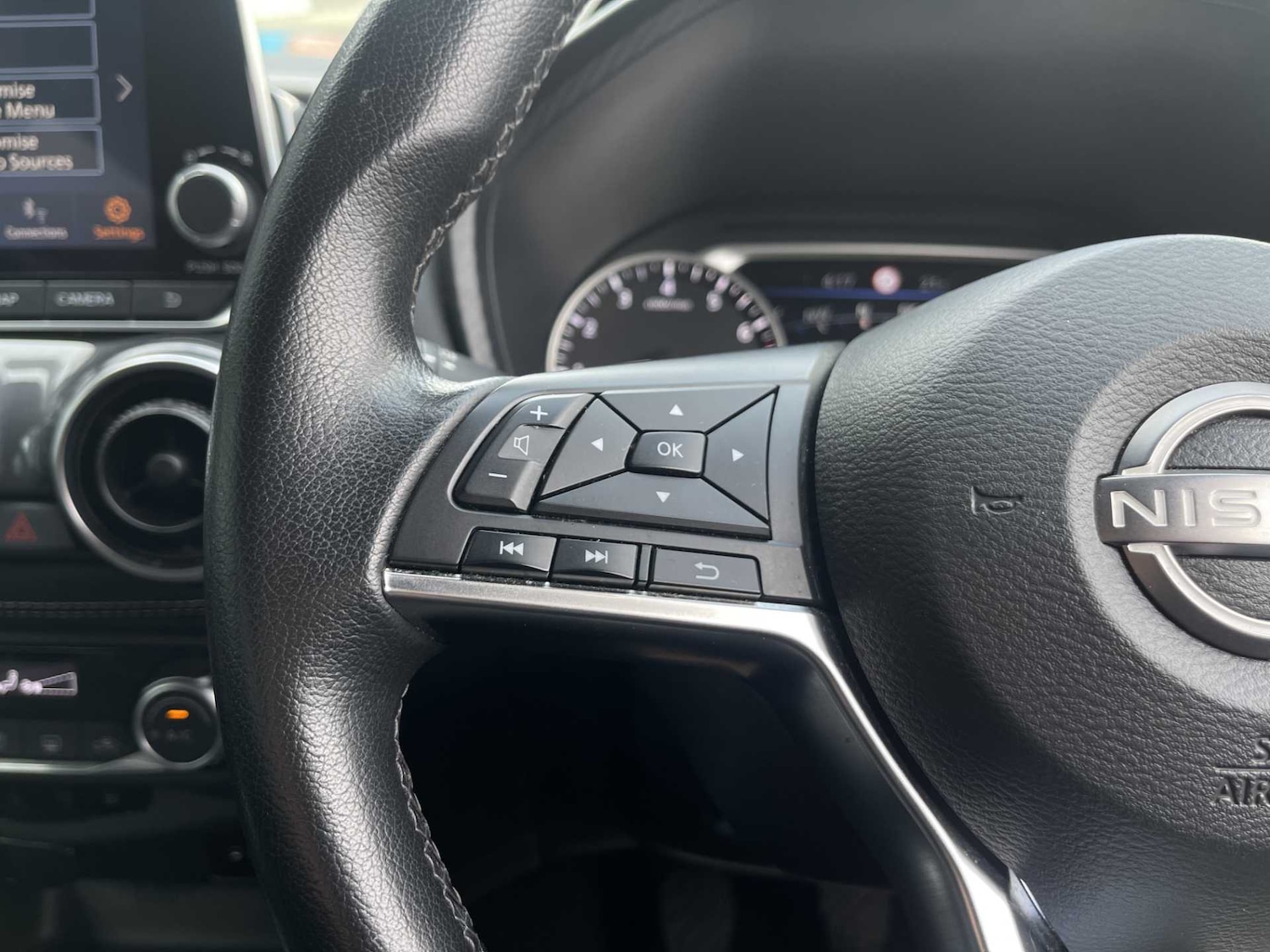Used Nissan Juke 2023 for sale - 76128995: Photo 25