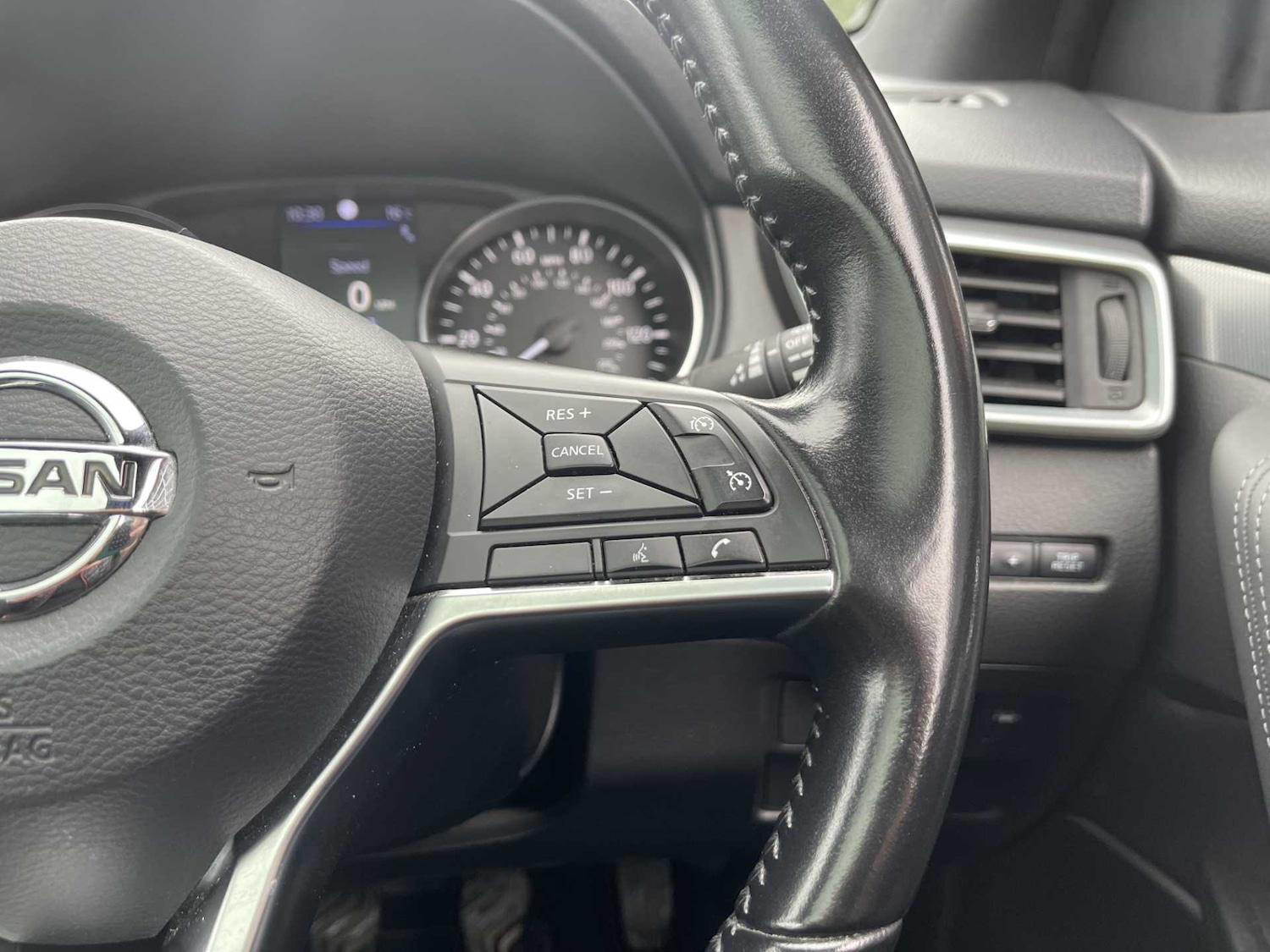 Used Nissan Qashqai 2019 for sale - 76170745: Photo 27