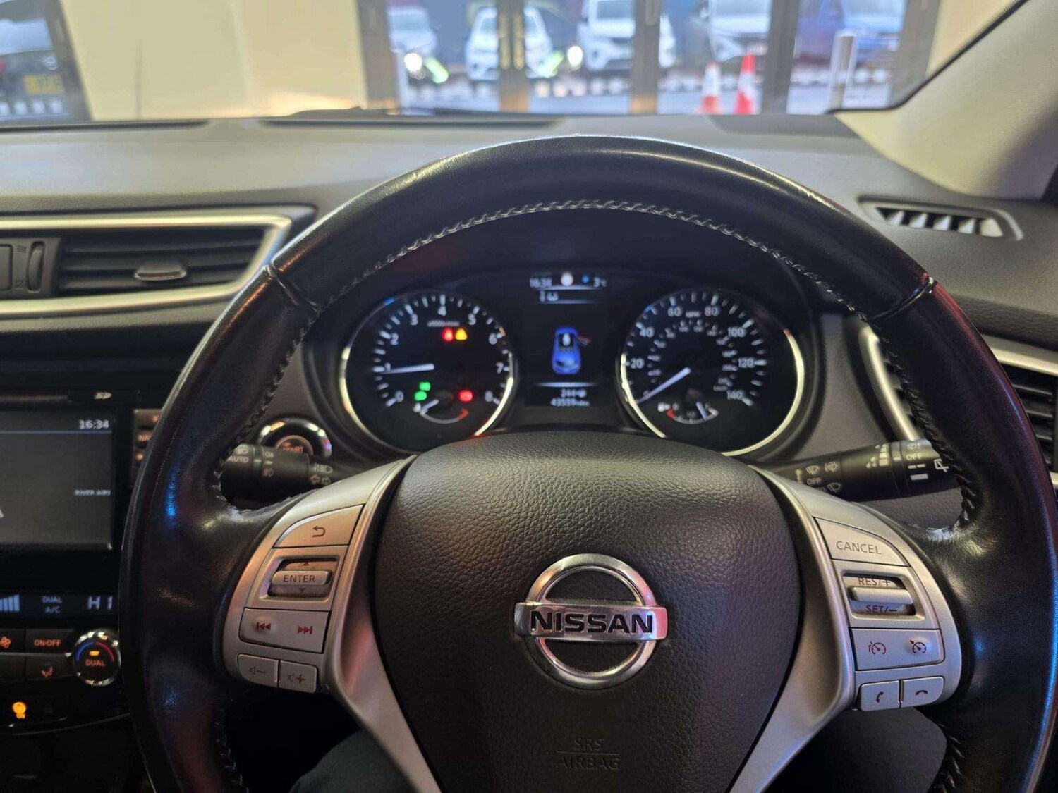 Used Nissan Qashqai 2016 for sale - 78040550: Photo 14