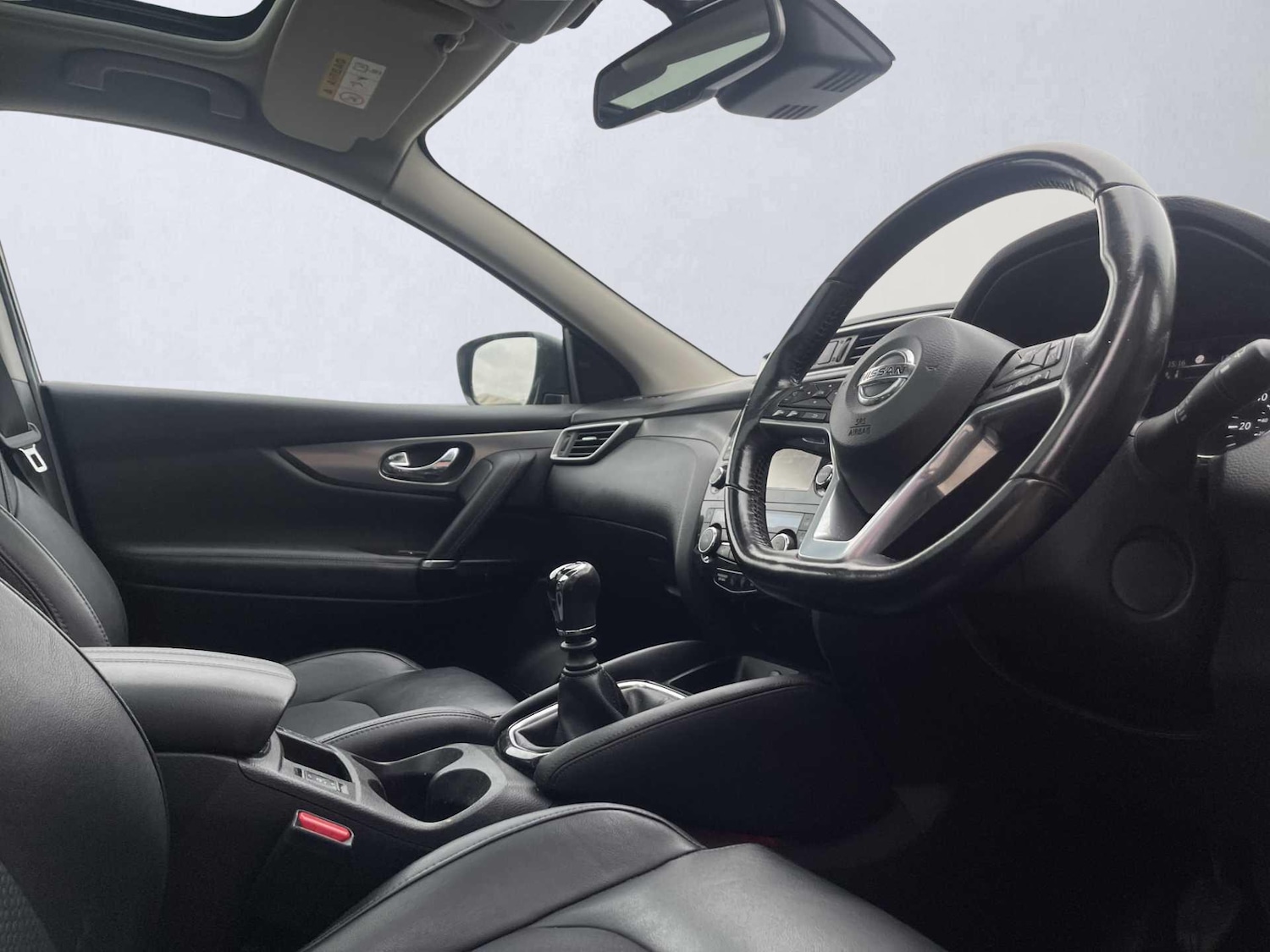 Used Nissan Qashqai 2017 for sale - 76299416: Photo 17