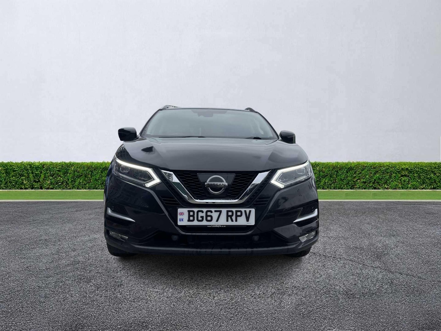 Used Nissan Qashqai 2017 for sale - 76299416: Photo 2