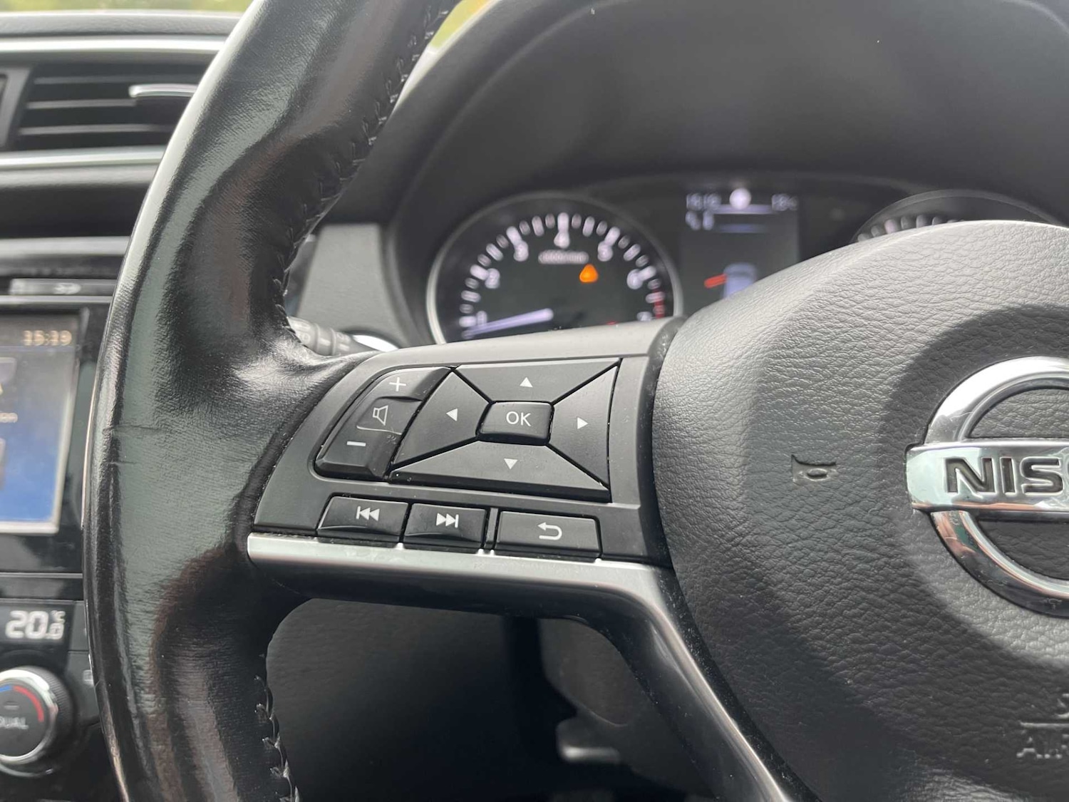 Used Nissan Qashqai 2017 for sale - 76299416: Photo 25