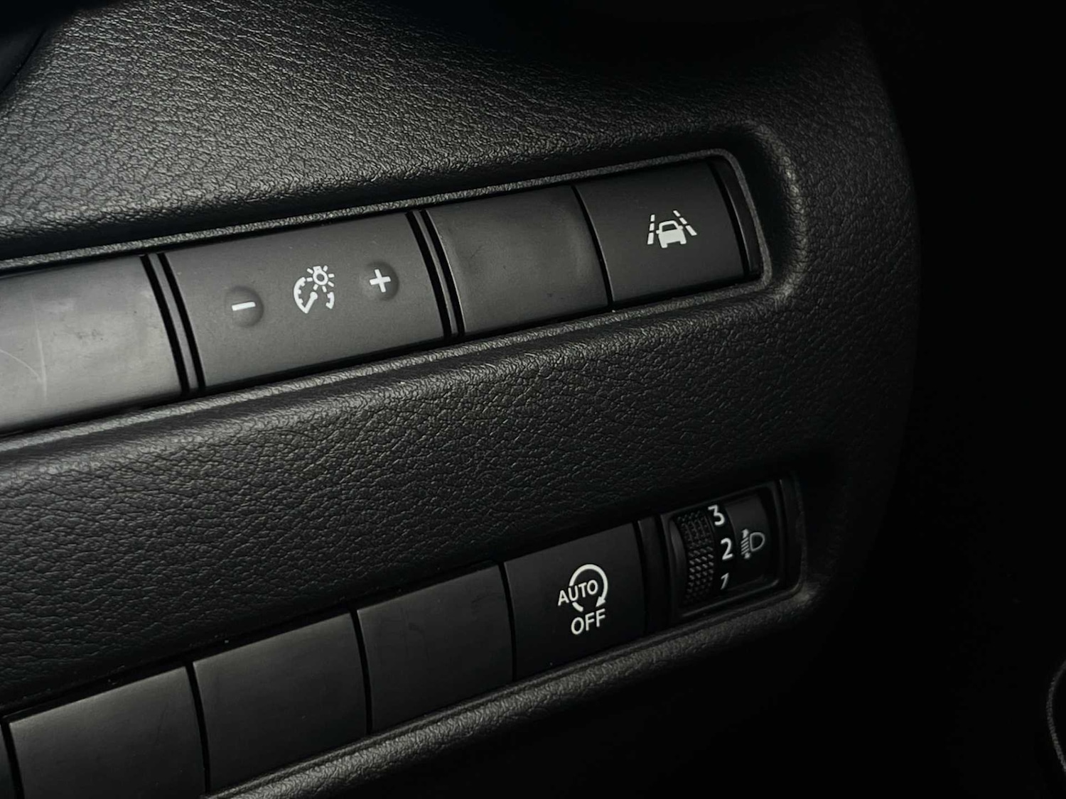 Used Nissan Juke 2024 for sale - 76170758: Photo 40