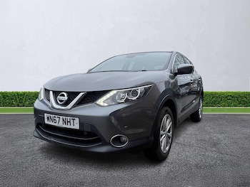 Used Nissan Qashqai 2017 for sale - 77662544: Photo