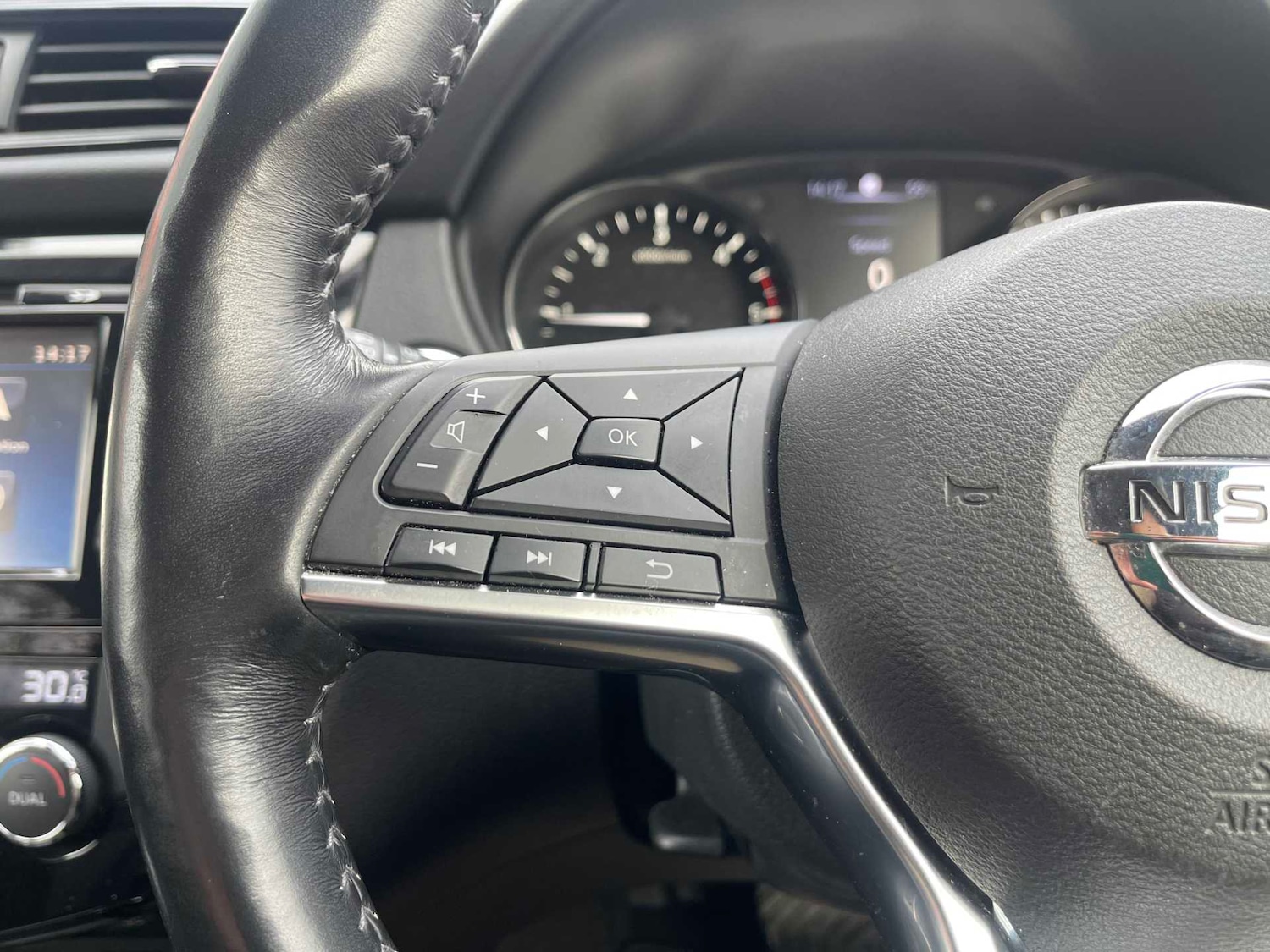 Used Nissan X-Trail 2019 for sale - 76477312: Photo 25