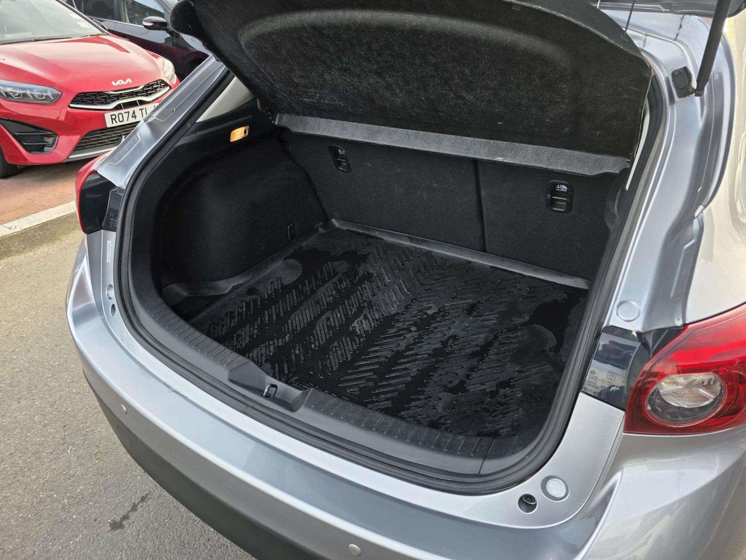 Used Mazda Mazda3 2016 for sale - 77896246: Photo 32