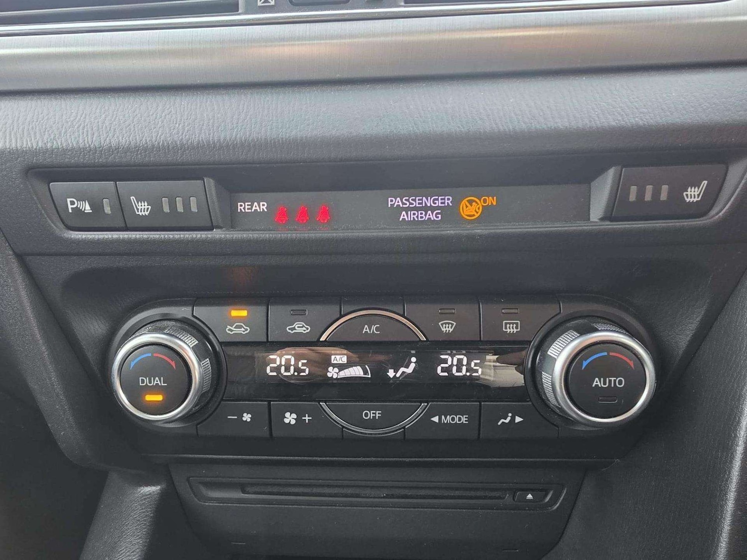 Used Mazda Mazda3 2016 for sale - 77896246: Photo 4