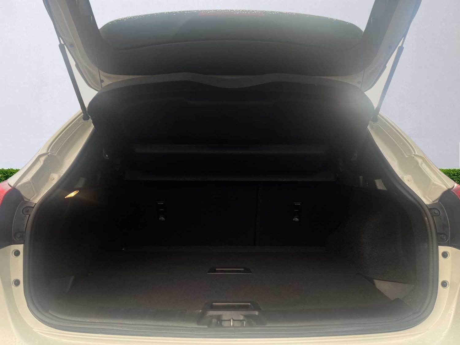 Used Nissan Qashqai 2017 for sale - 76651269: Photo 19