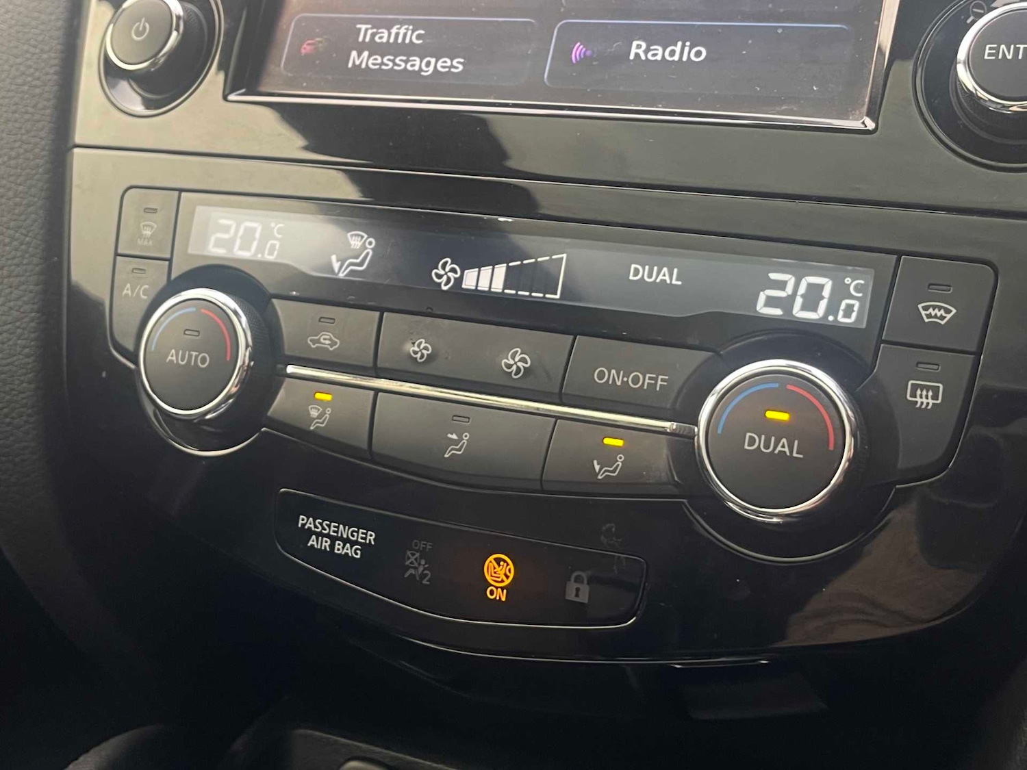 Used Nissan Qashqai 2017 for sale - 76651269: Photo 25