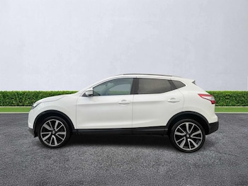 Used Nissan Qashqai 2017 for sale - 76651269: Photo