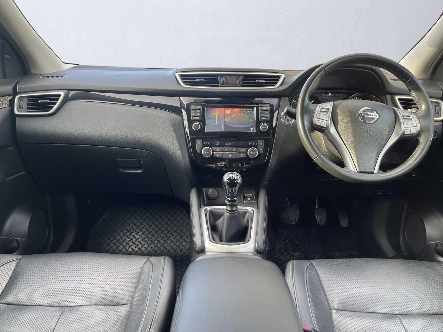 Used Nissan Qashqai 2015 for sale - 76651282: Photo 19