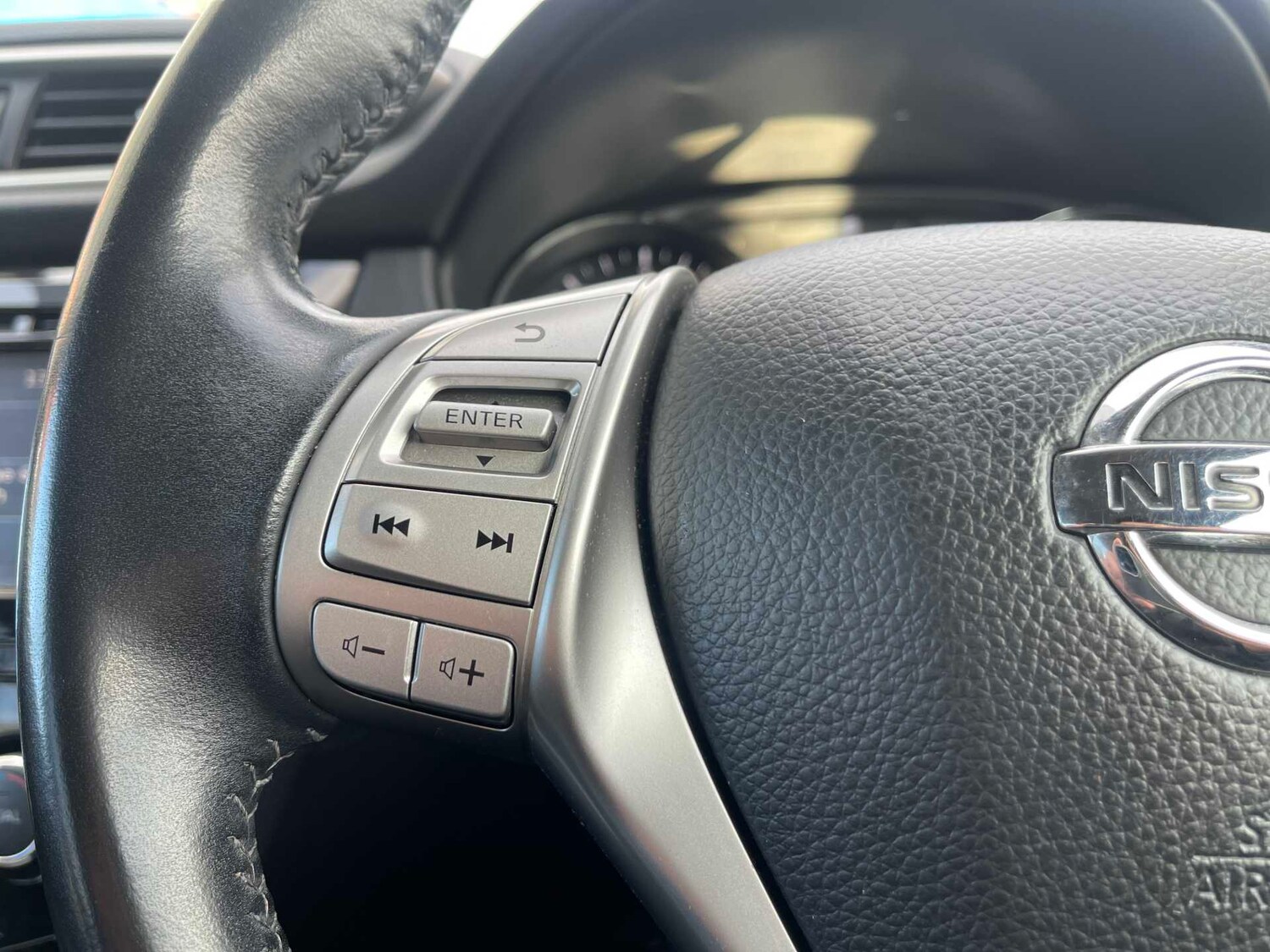 Used Nissan Qashqai 2015 for sale - 76651282: Photo 27