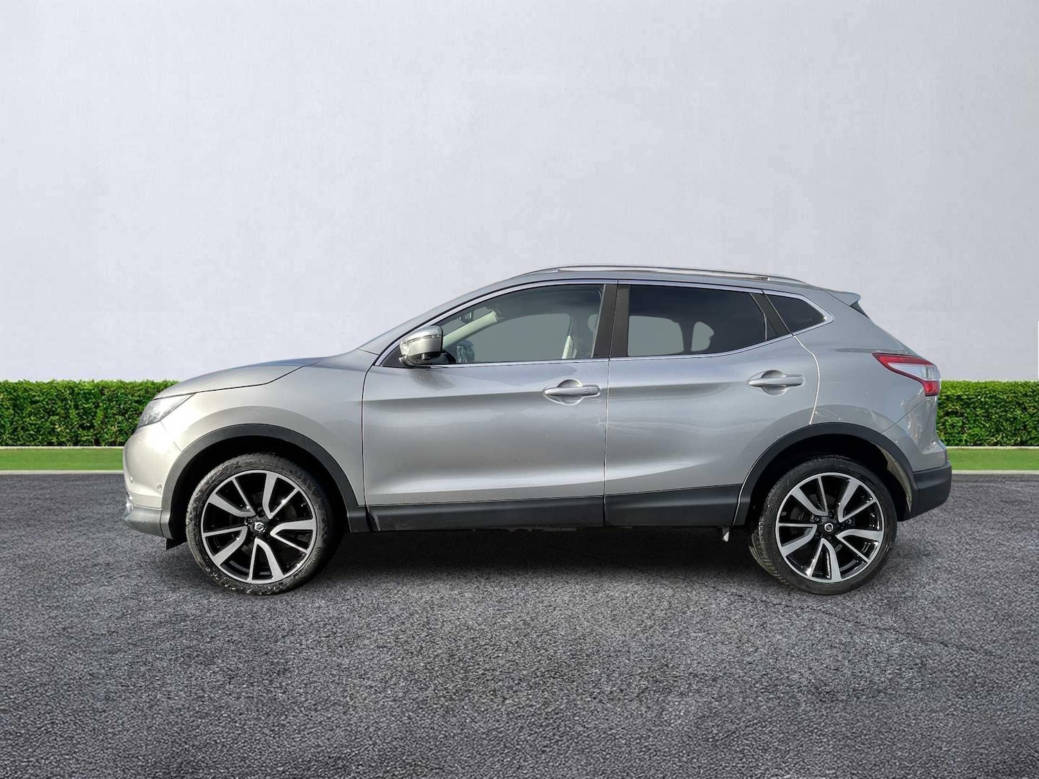 Used Nissan Qashqai 2015 for sale - 76651282: Photo 4