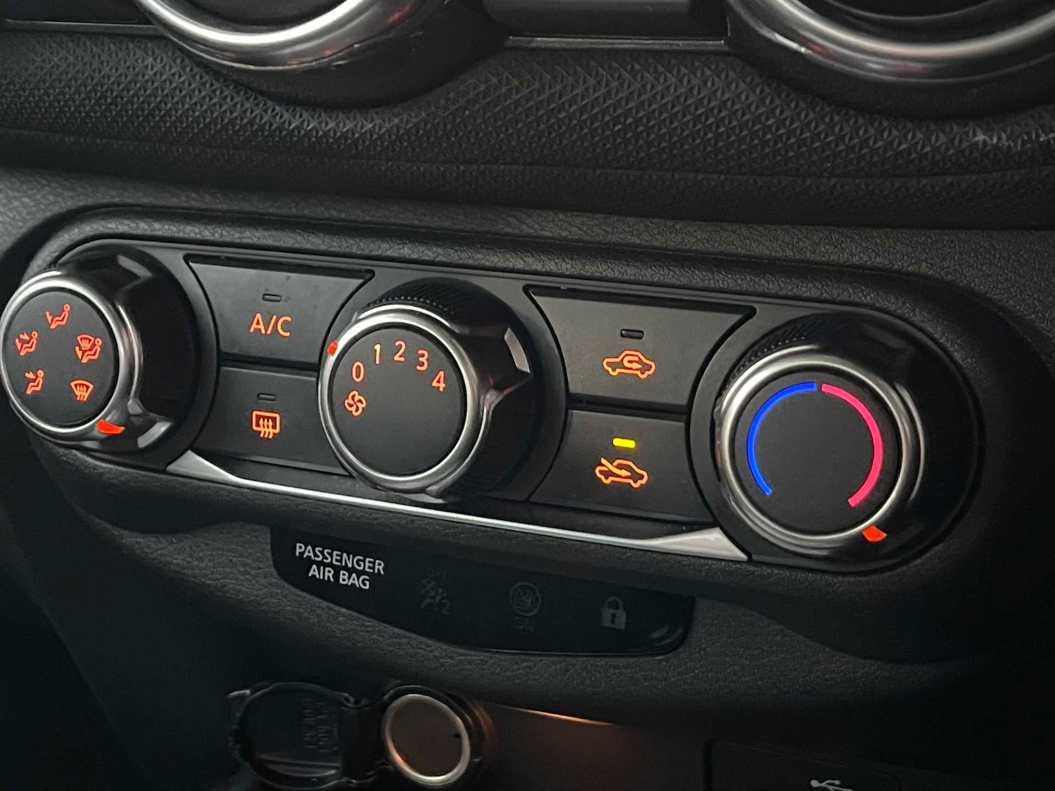 Used Nissan Juke 2021 for sale - 77056909: Photo 25