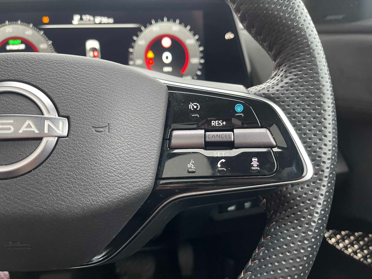 Used Nissan ARIYA 2024 for sale - 76986923: Photo 27