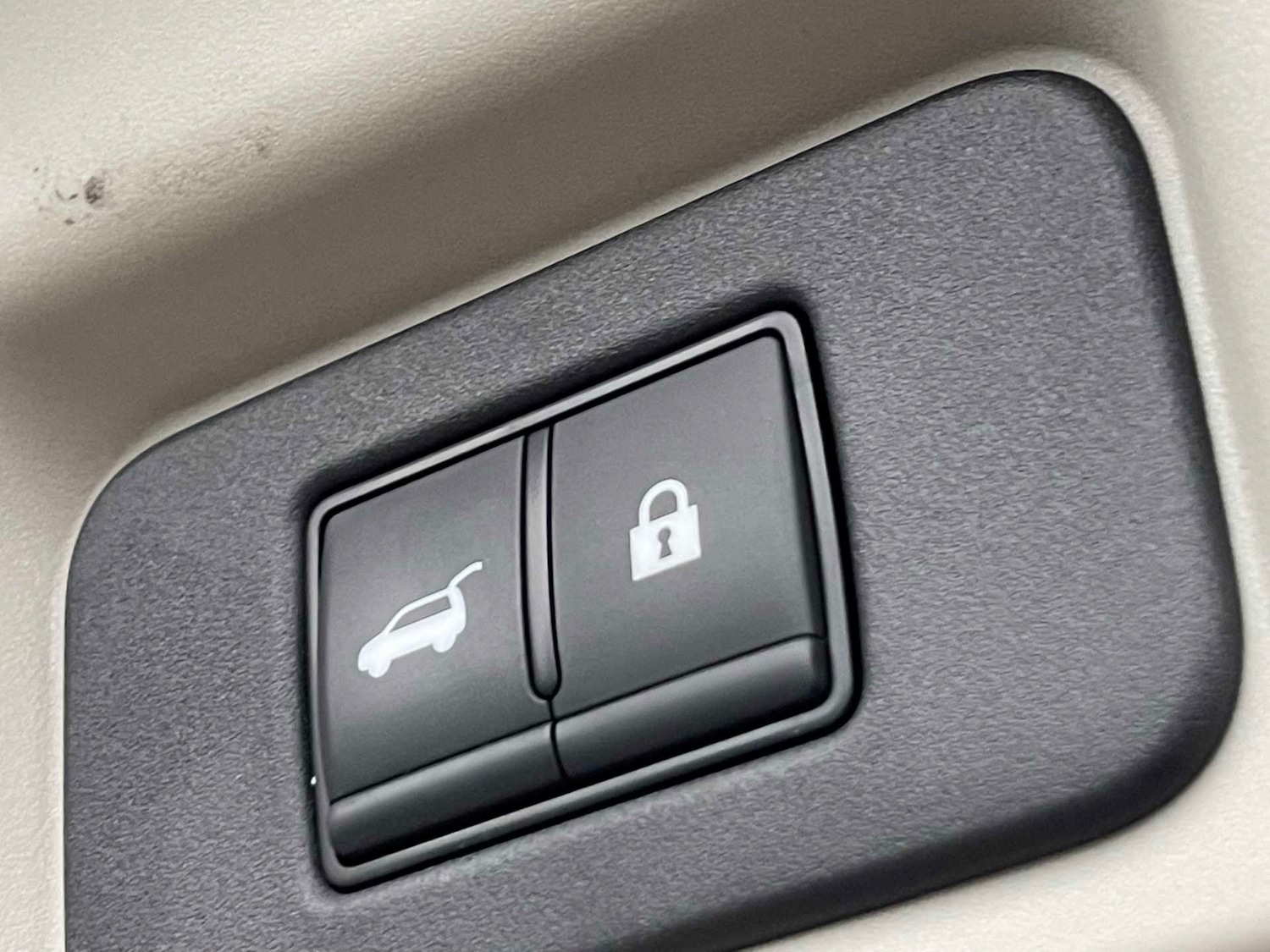 Used Nissan ARIYA 2024 for sale - 76986923: Photo 38