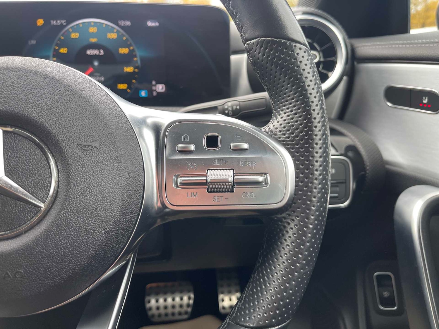 Used Mercedes-Benz CLA 2021 for sale - 76477315: Photo 26