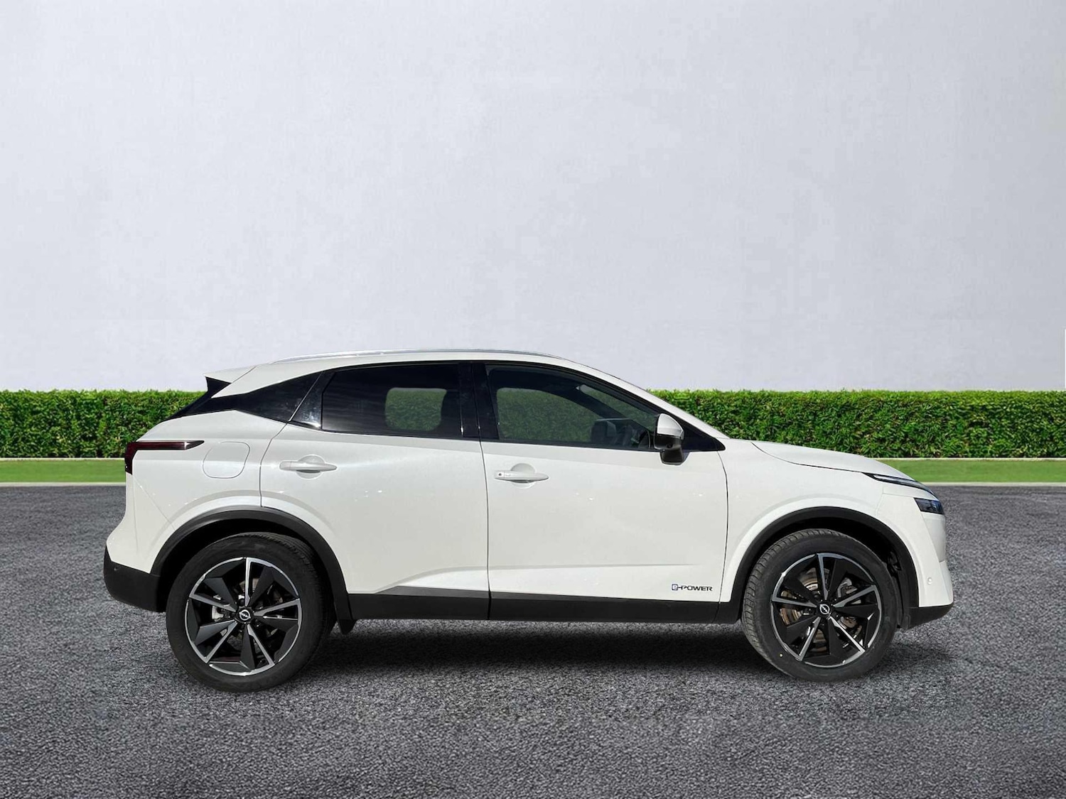 Used Nissan Qashqai 2023 for sale - 76102482: Photo 2