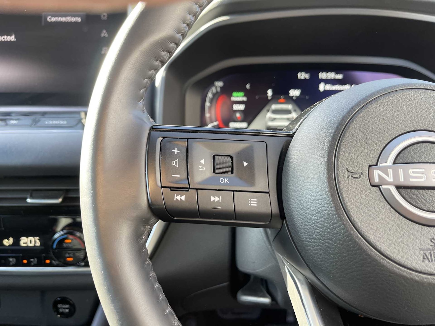 Used Nissan Qashqai 2023 for sale - 76102482: Photo 26